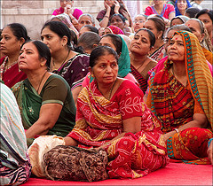India, donne in preghiera